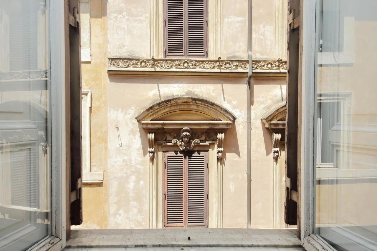 Vittorio Emanuele By Halldis Apartment Rome